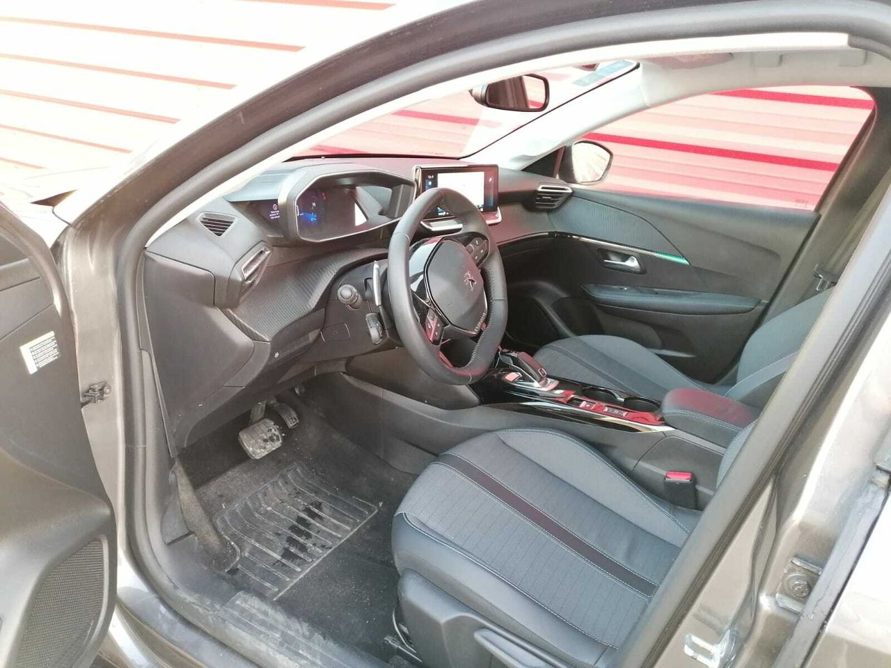 Foto Peugeot 208 7