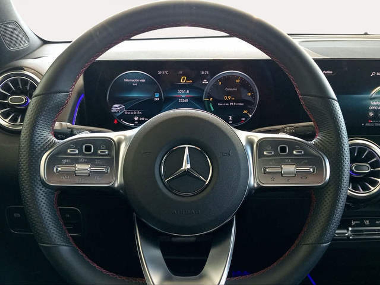 Foto Mercedes-Benz Clase GLB 20