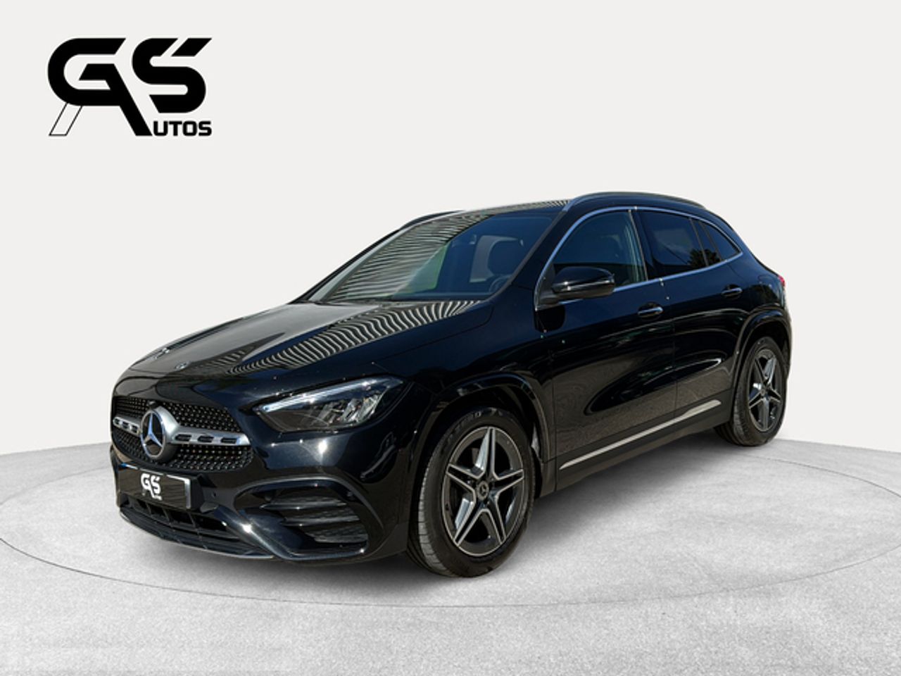 Foto Mercedes-Benz Clase GLA 1