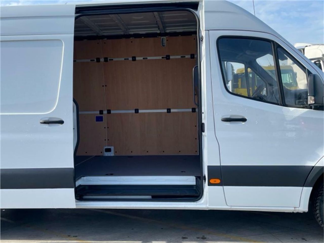 Foto Mercedes-Benz Sprinter 22