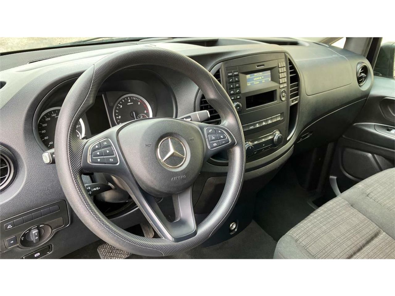 Foto Mercedes-Benz Vito 6