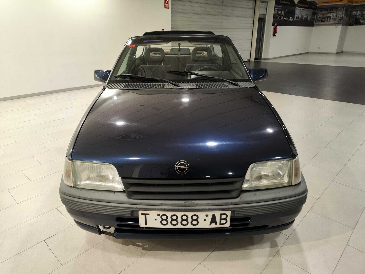 Foto Opel Kaddet 2