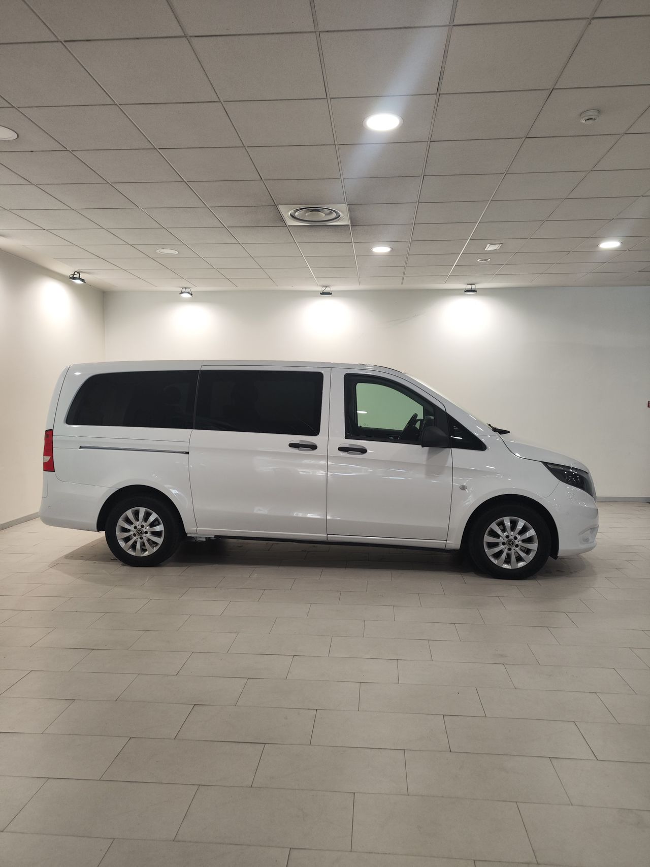 Foto Mercedes-Benz Vito 2