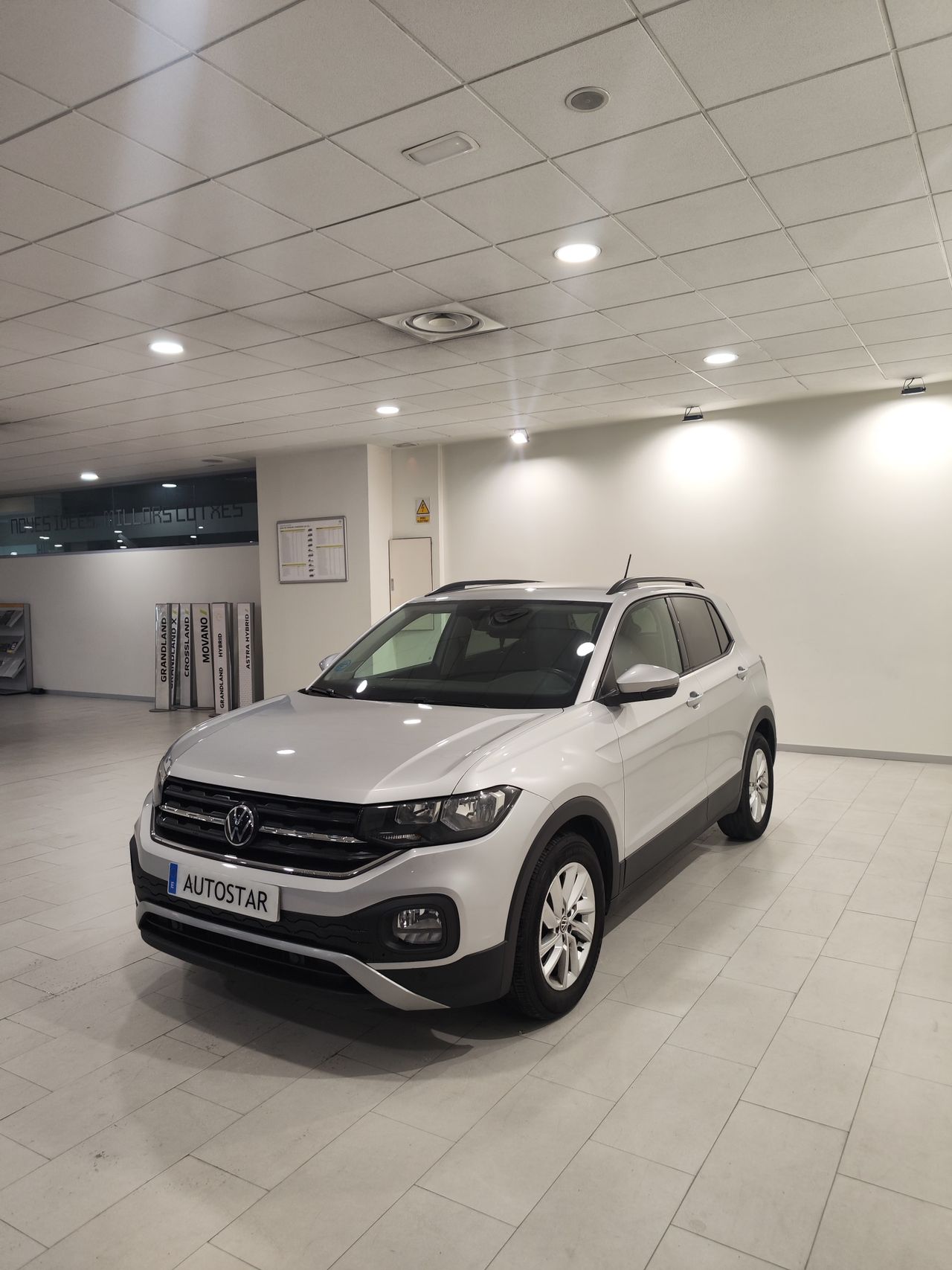 Foto Volkswagen T-Cross 5