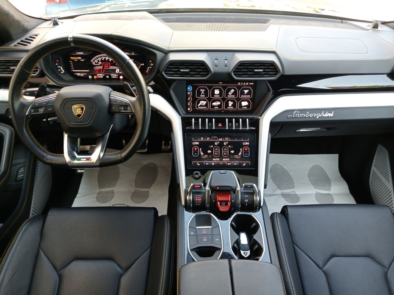 Foto Lamborghini Urus 6