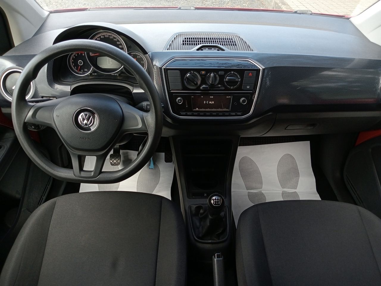 Foto Volkswagen Up 6