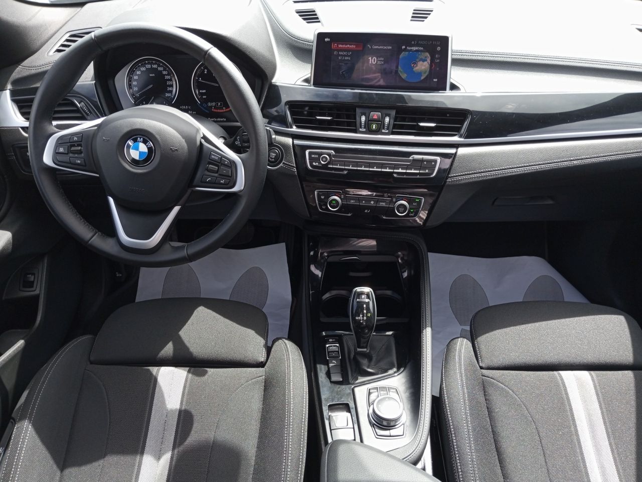 Foto BMW X2 6