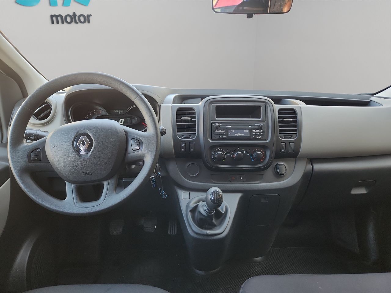 Foto Renault Trafic 9