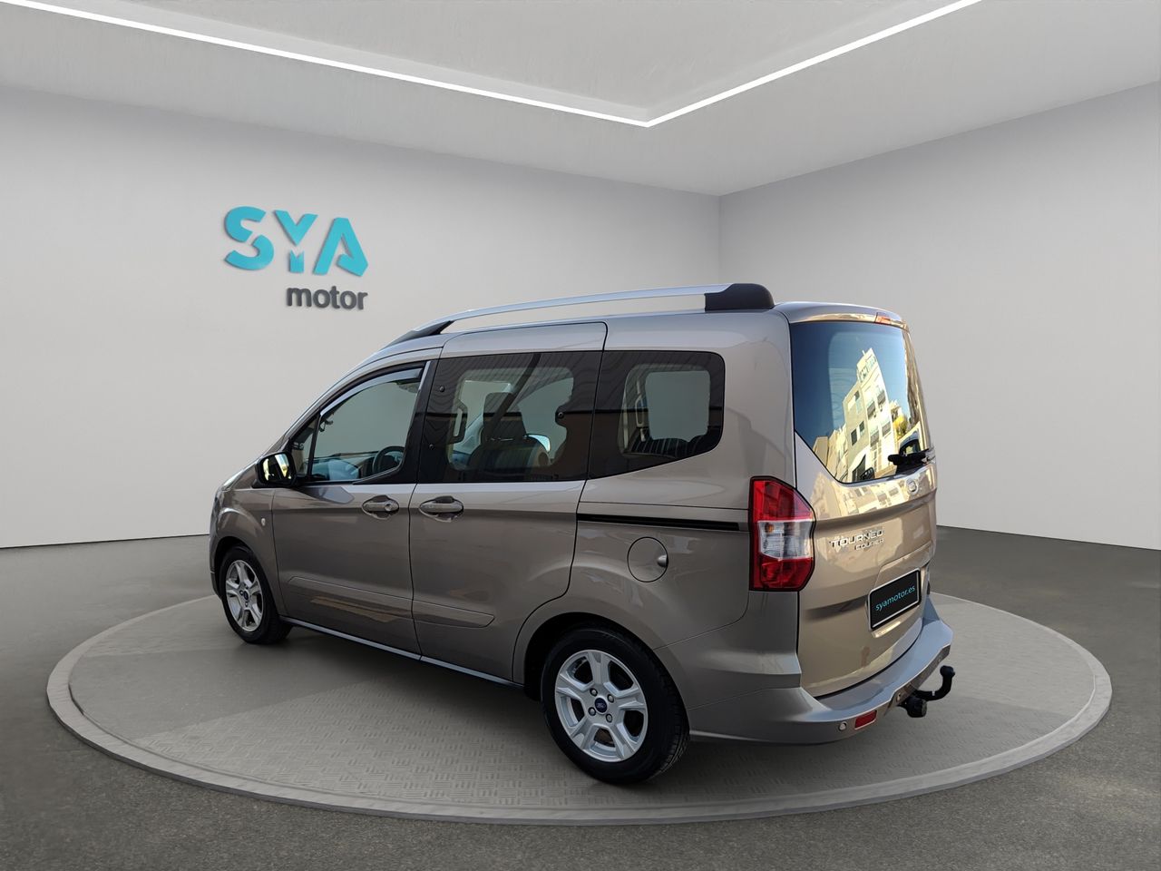 Foto Ford Tourneo Courier 4