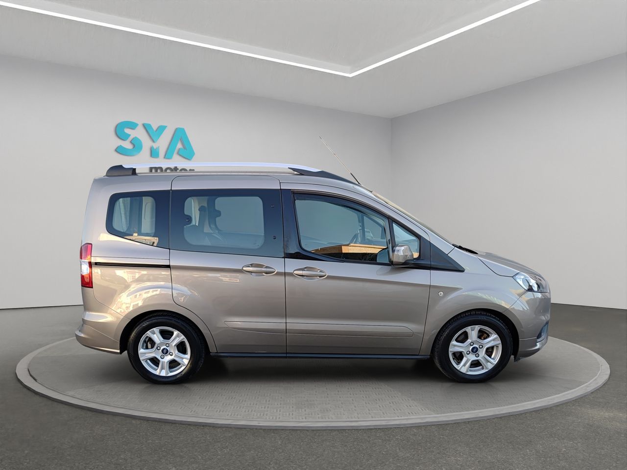 Foto Ford Tourneo Courier 14