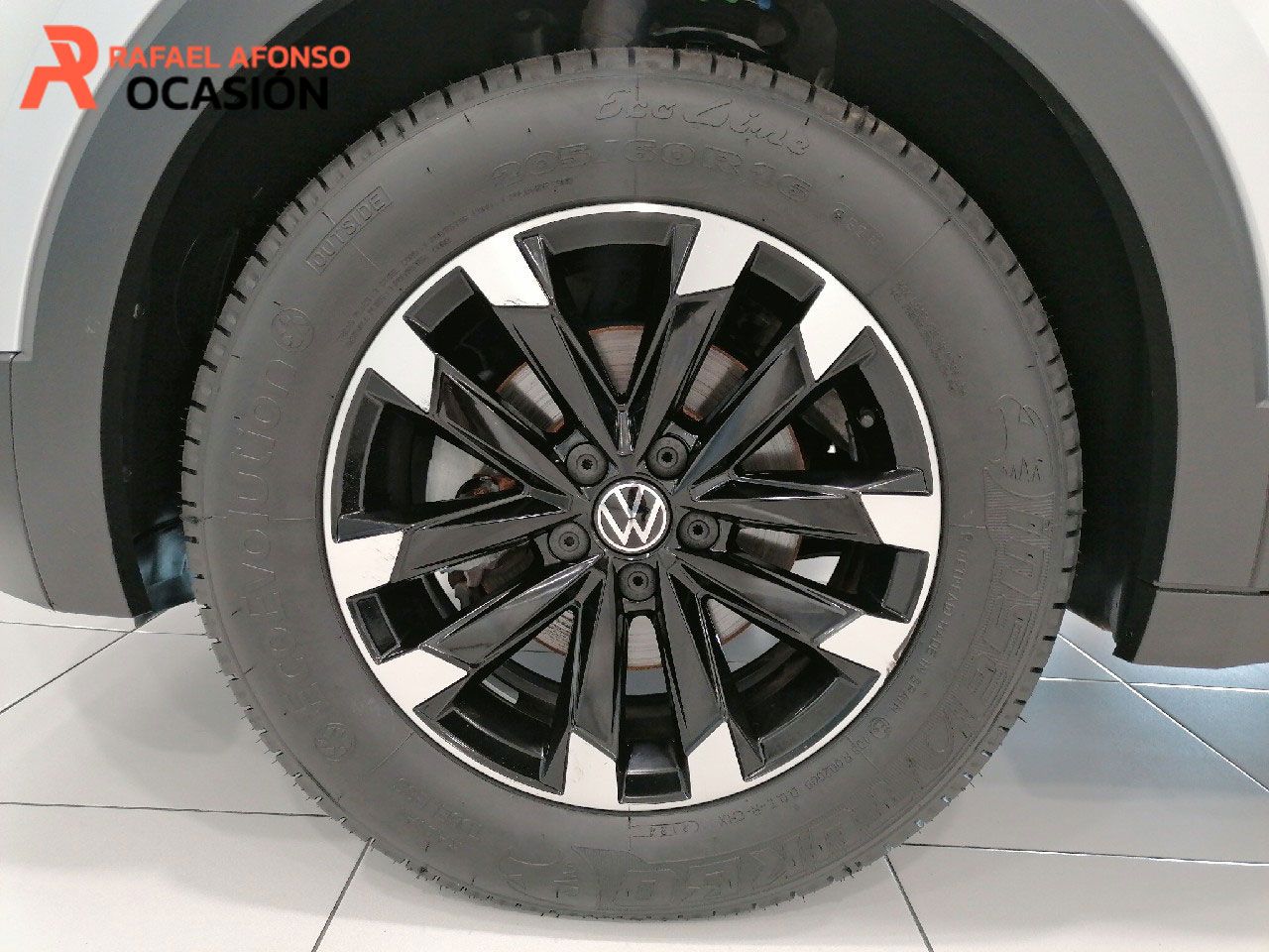 Foto Volkswagen T-Cross 15