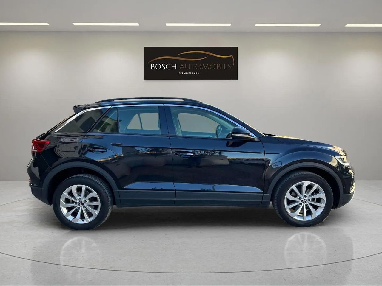 Foto Volkswagen T-Roc 4