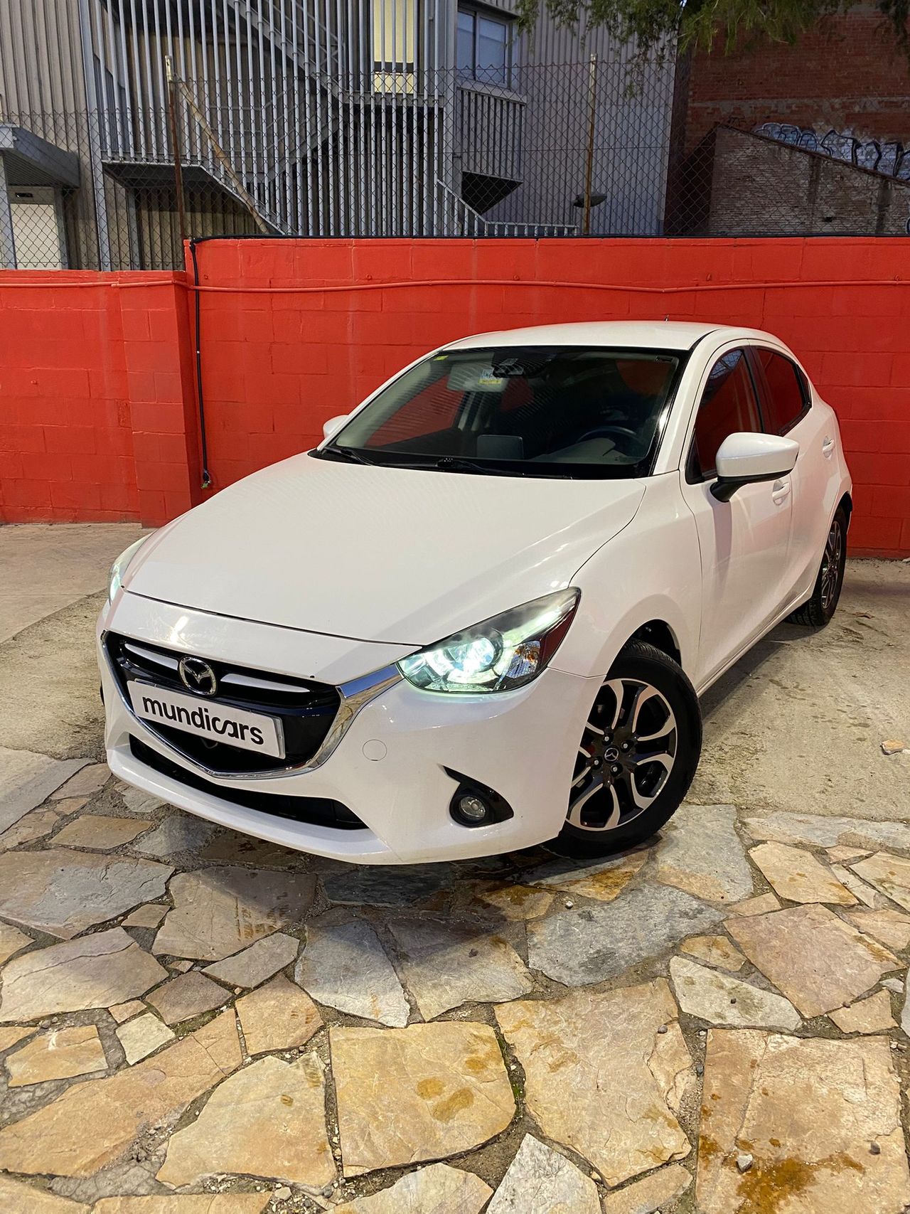 Foto Mazda Mazda2 6