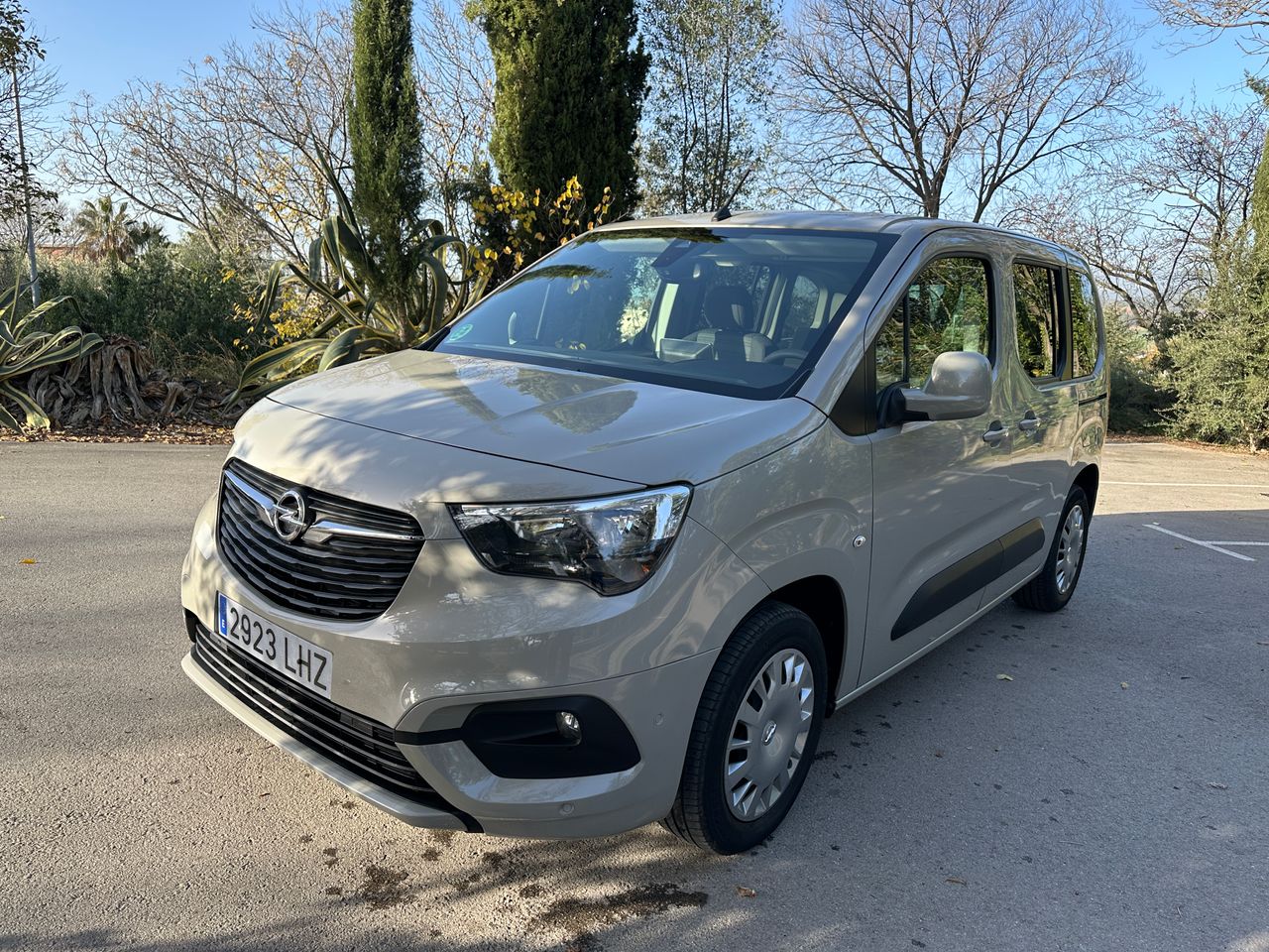 Foto Opel Combo Life 9