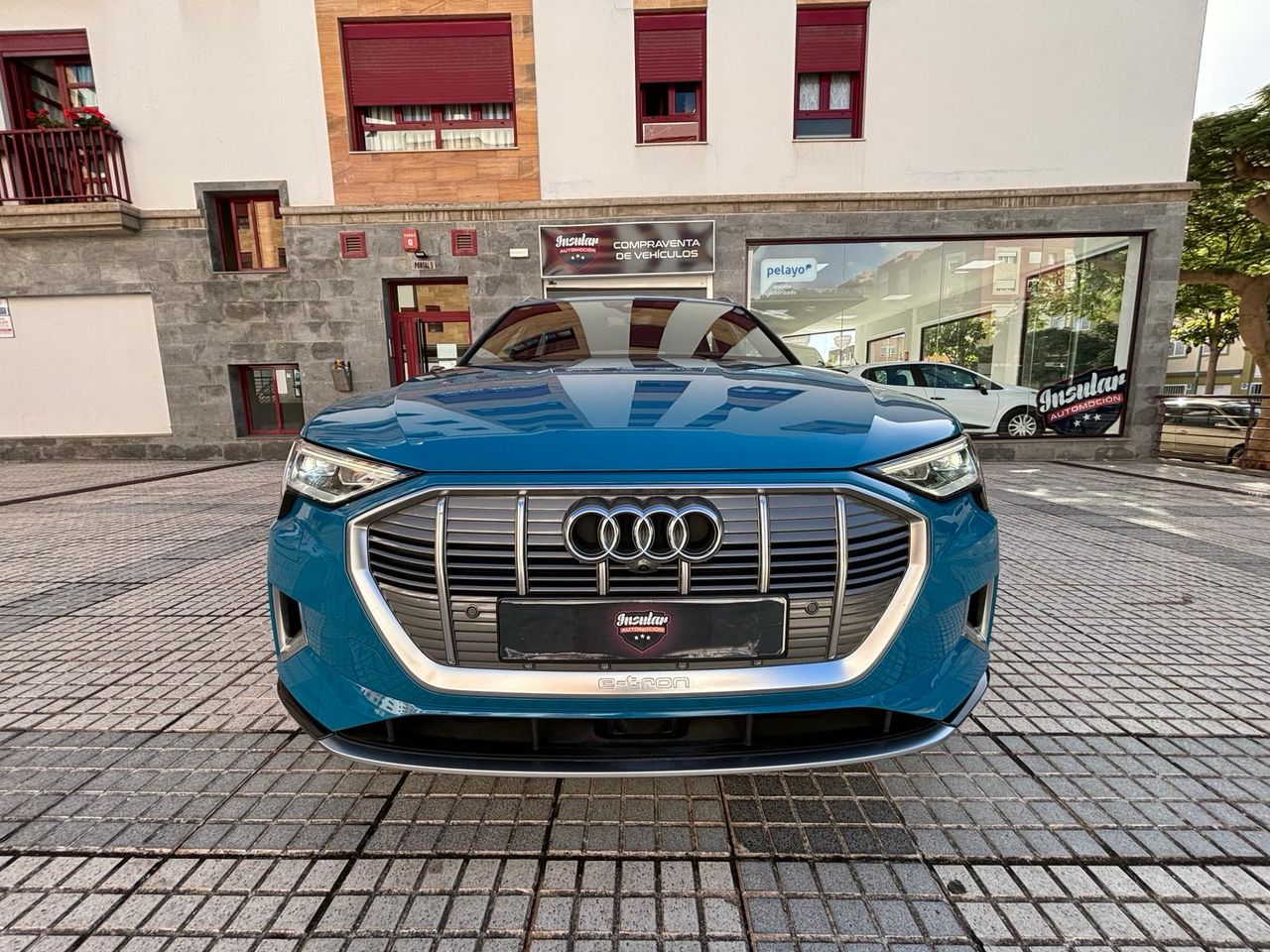 Foto Audi E-tron 8