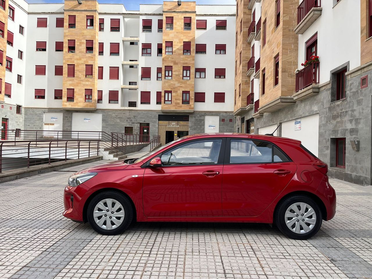 Foto Kia Rio 7