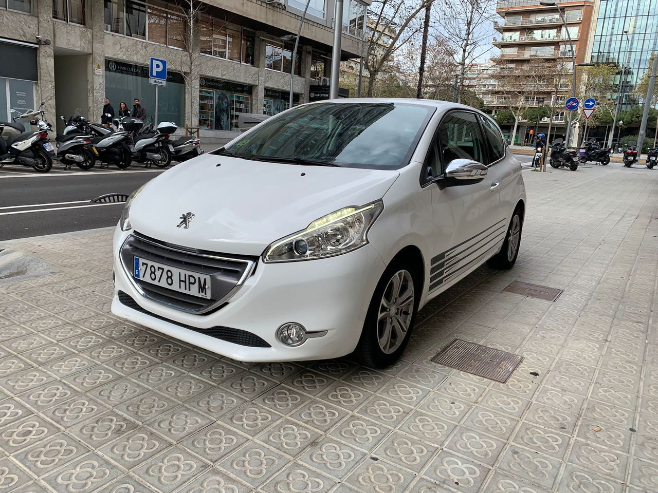 Foto Peugeot 208 1