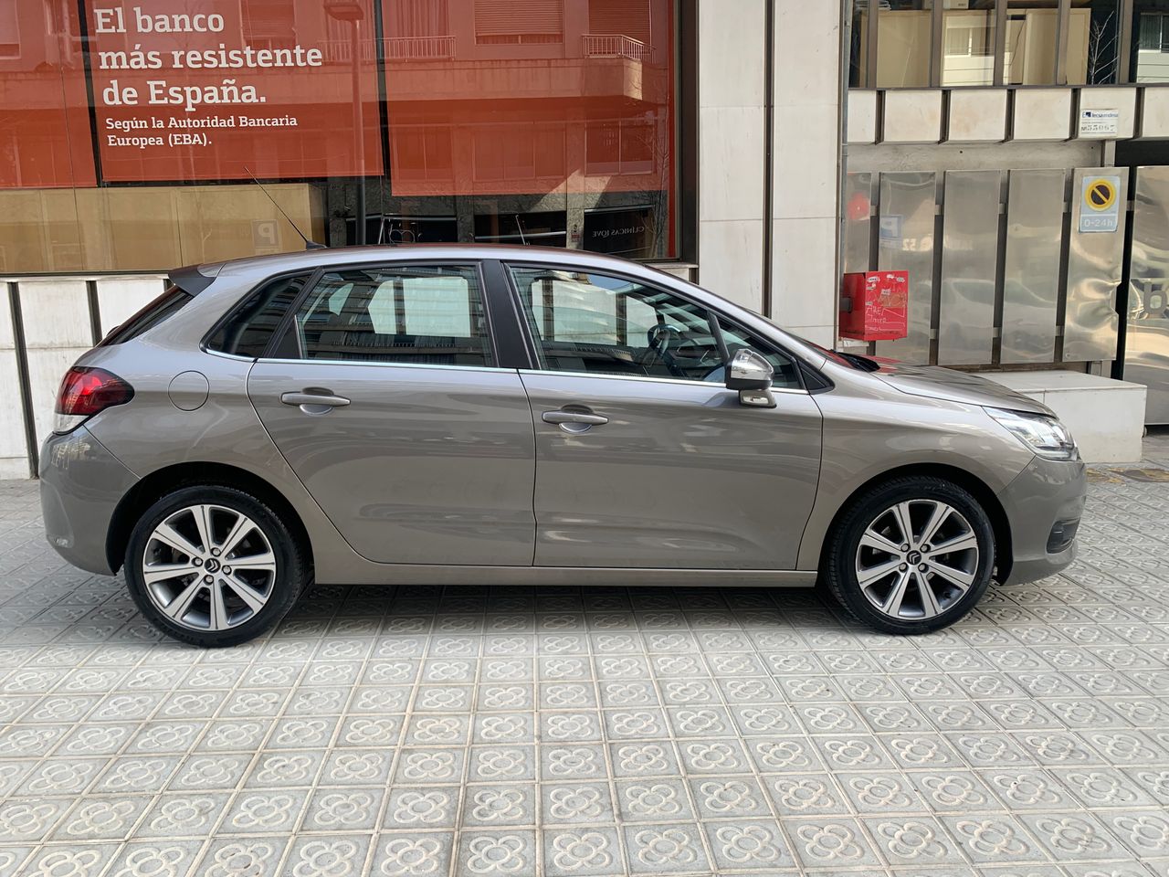 Foto Citroën C4 4