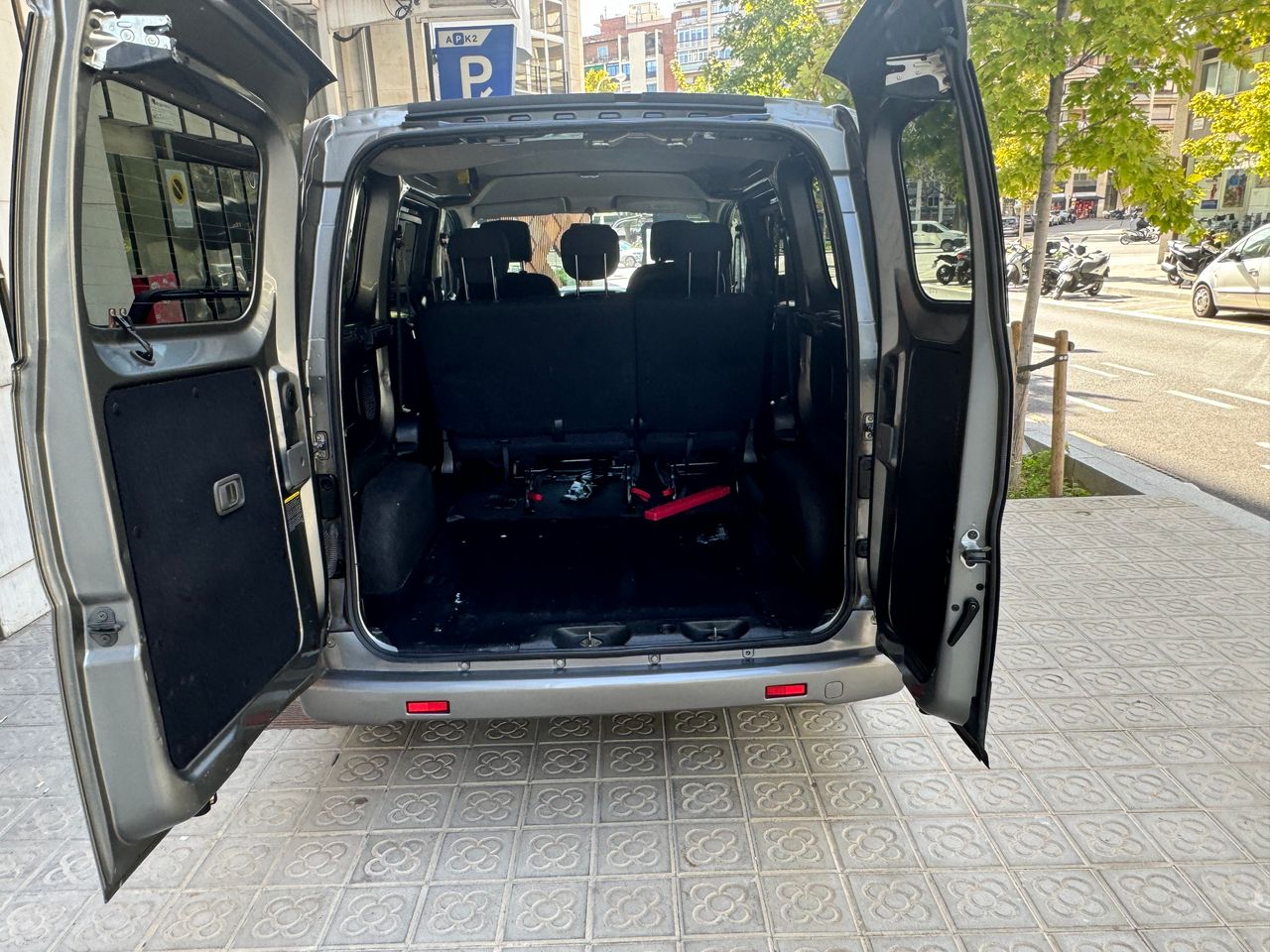 Foto Nissan NV200 9