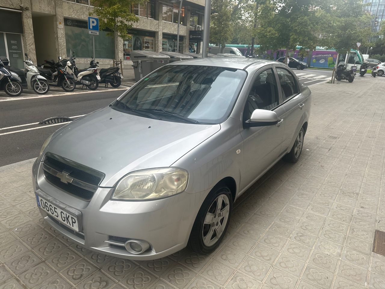 Foto Chevrolet Aveo 1