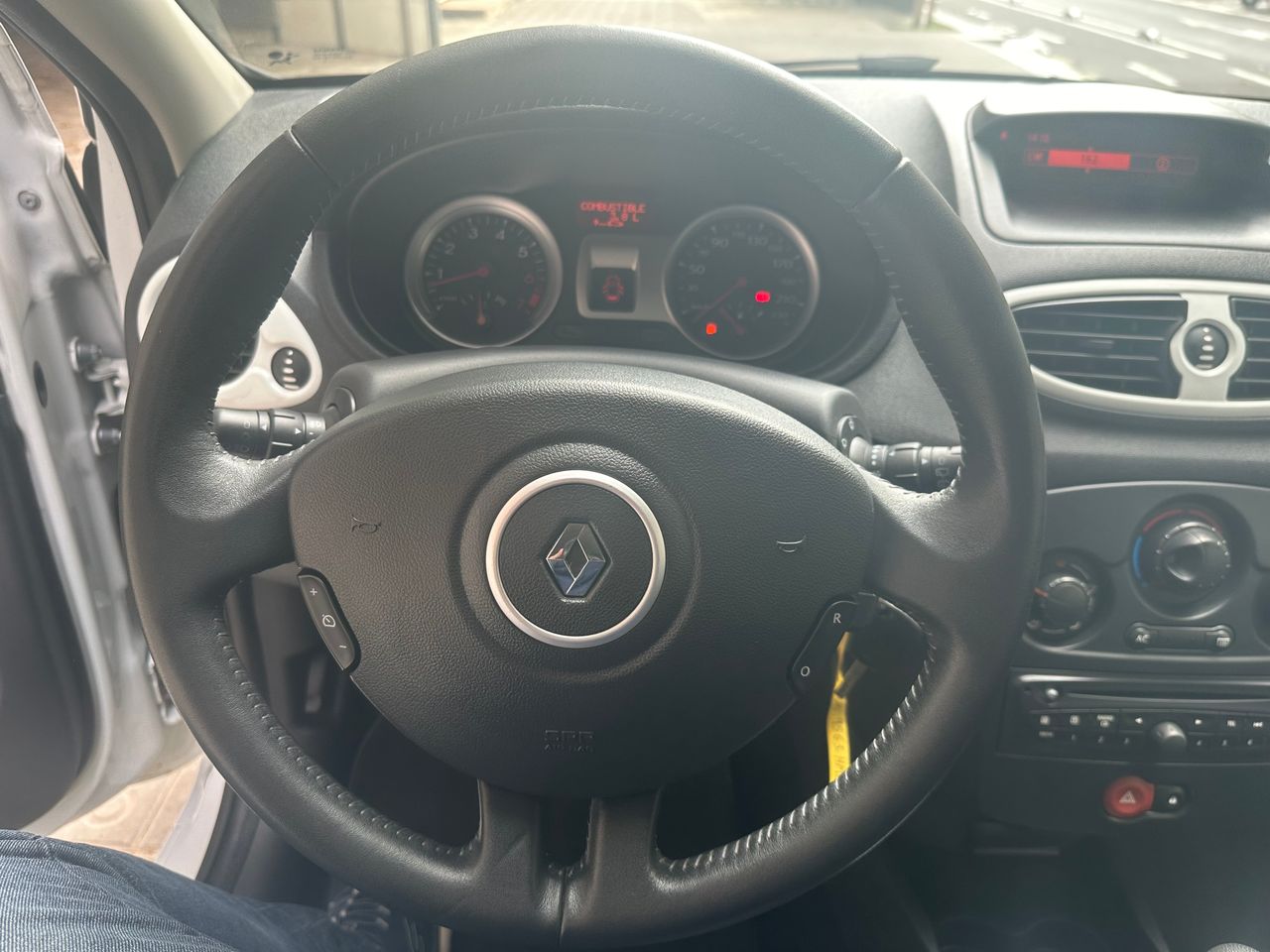 Foto Renault Clio 18