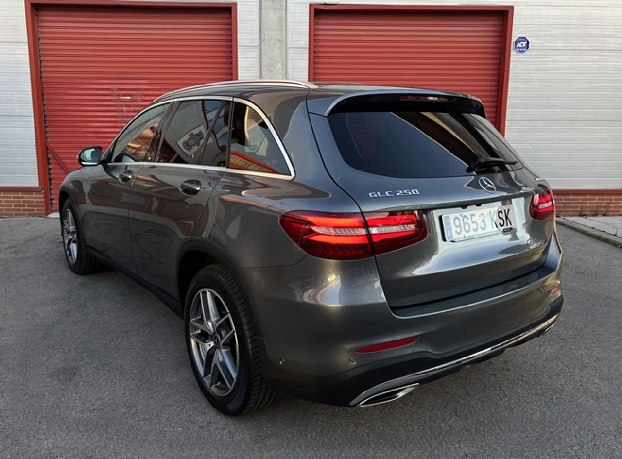 Foto Mercedes-Benz Clase GLC 28