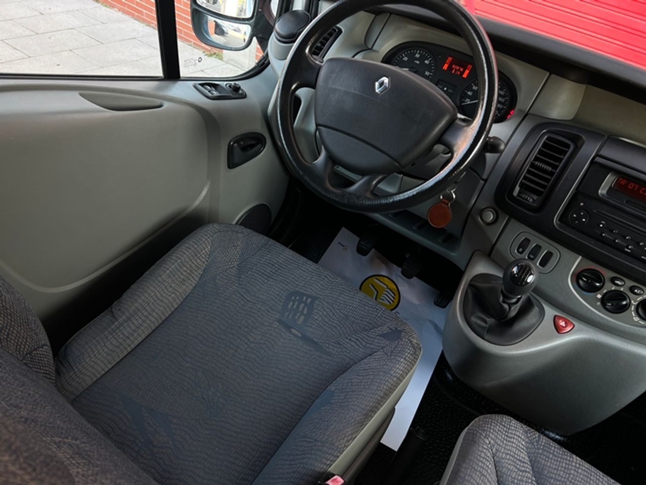 Foto Renault Trafic 48