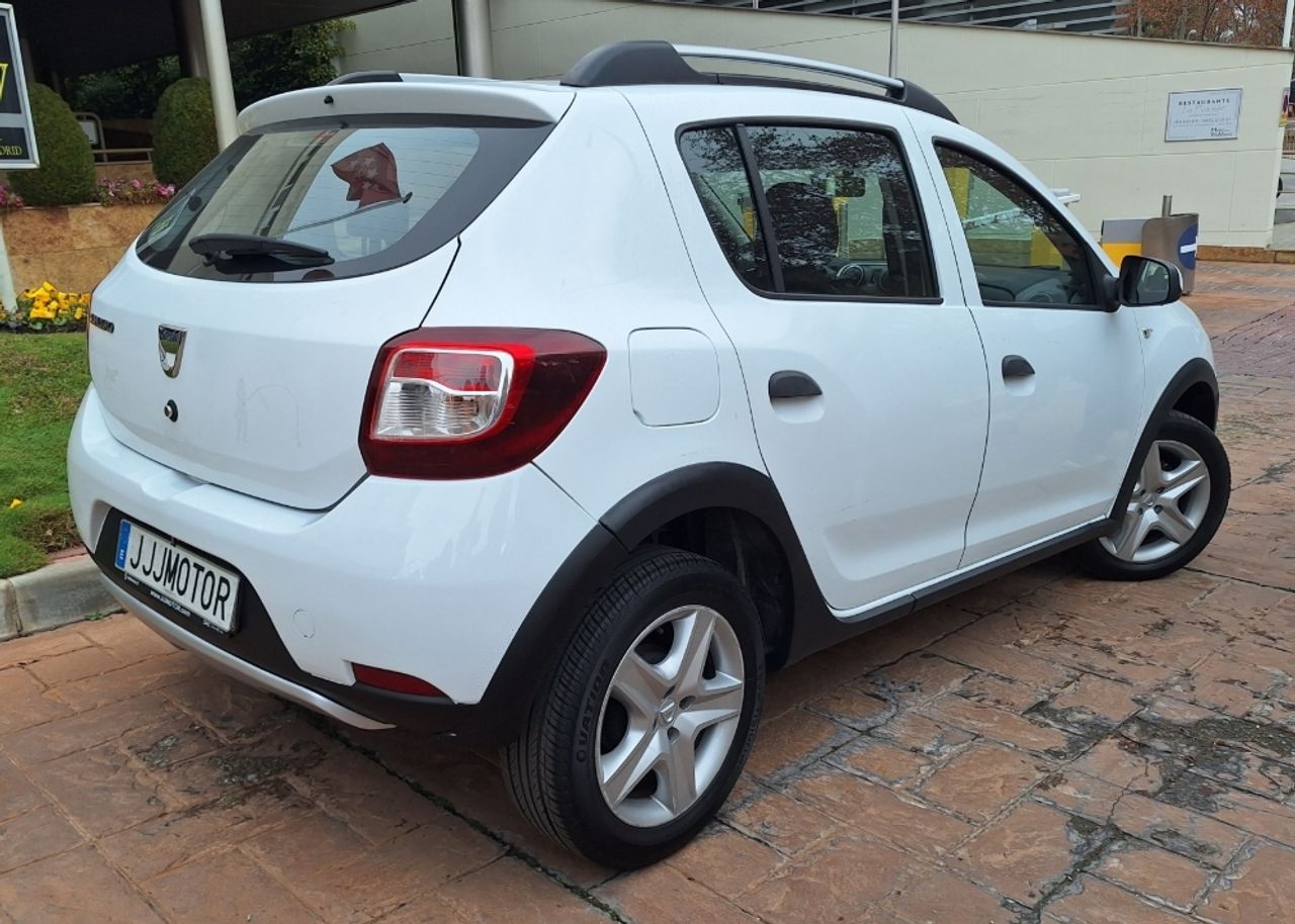 Foto Dacia Sandero 6