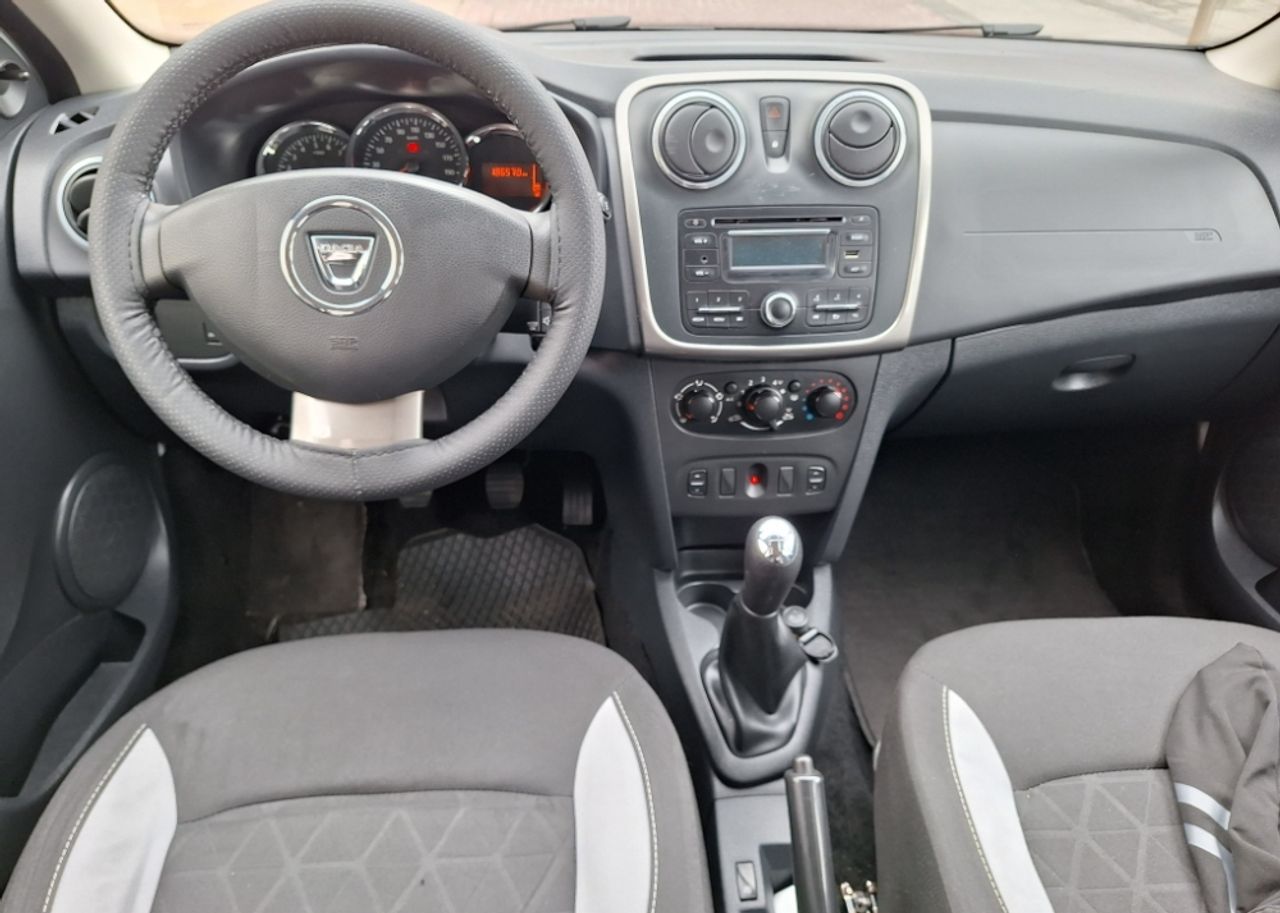 Foto Dacia Sandero 9