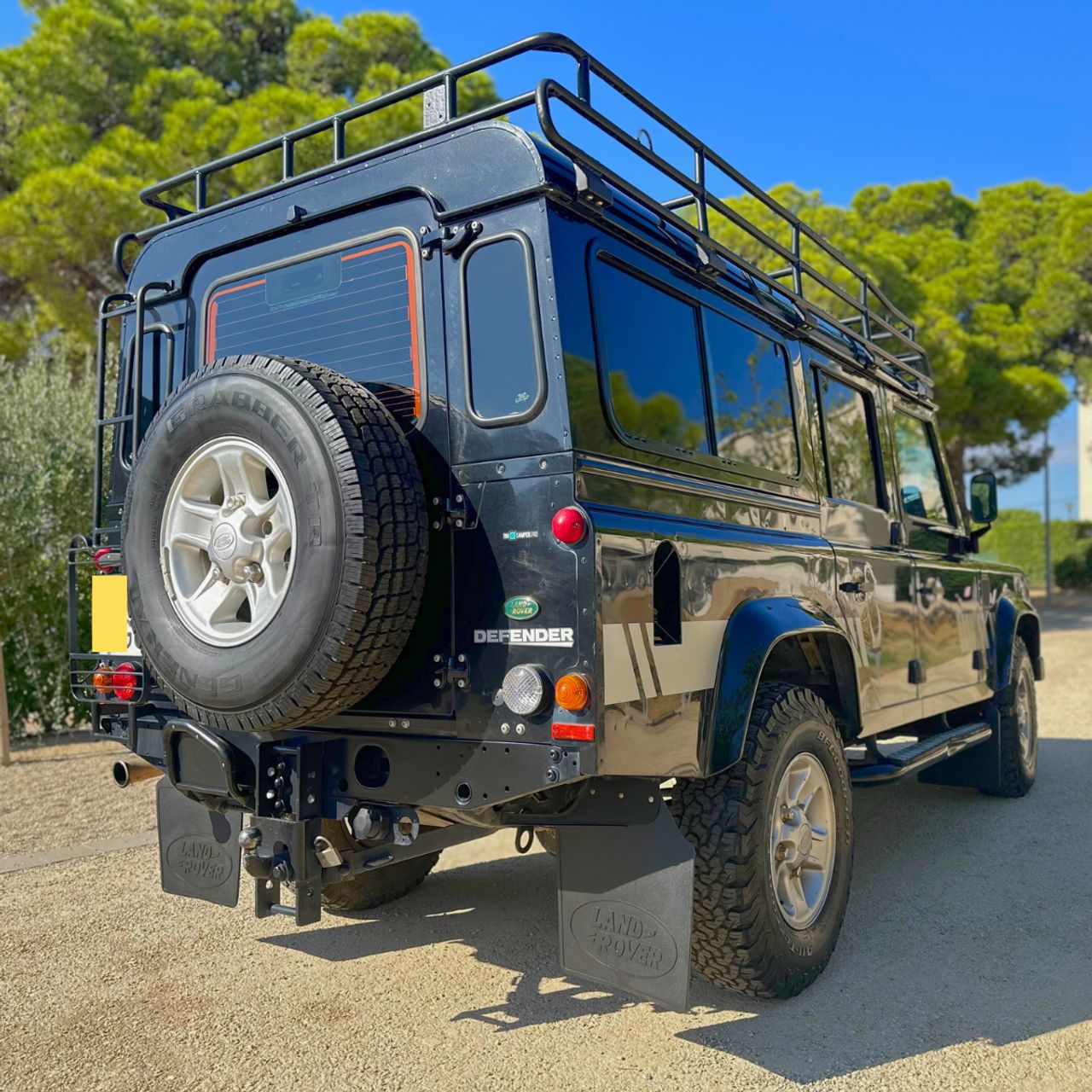 Foto Land-Rover Defender 21