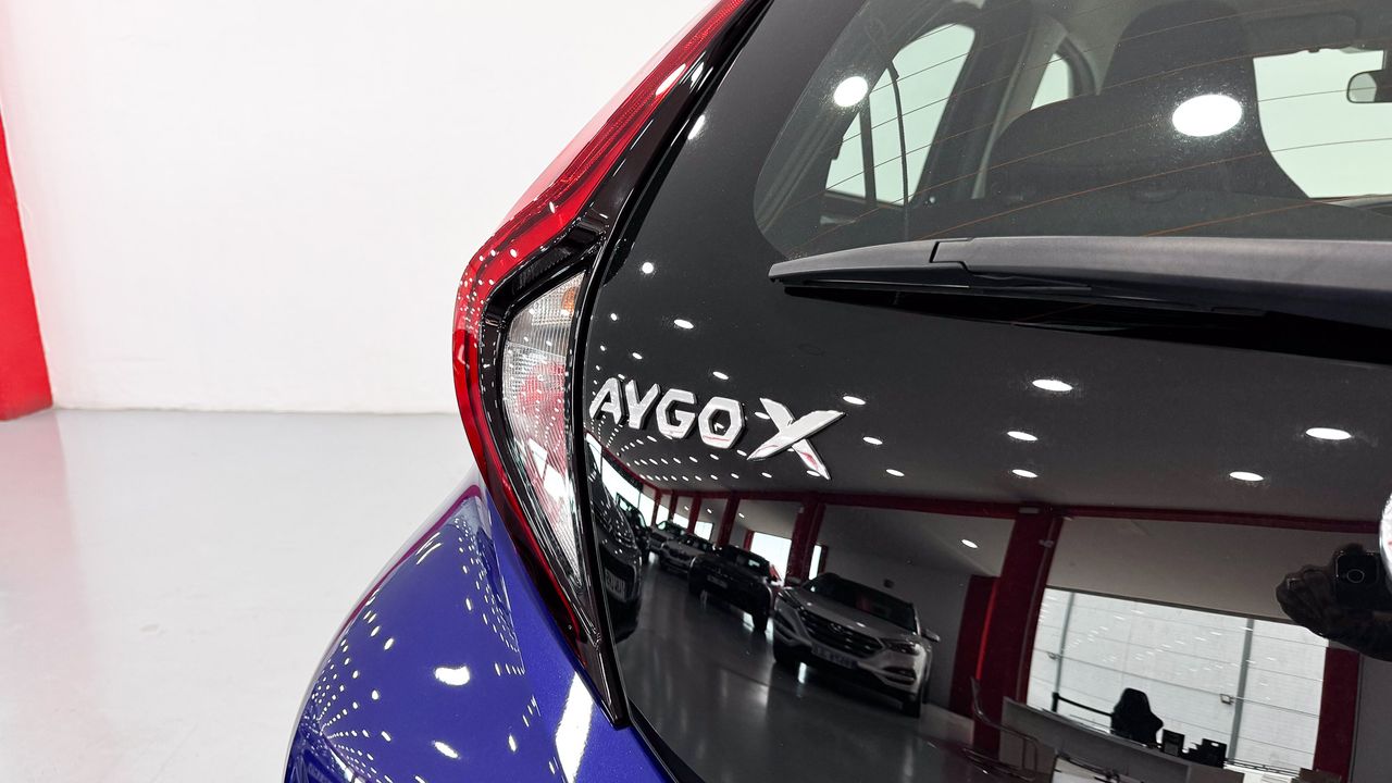 Foto Toyota Aygo 11