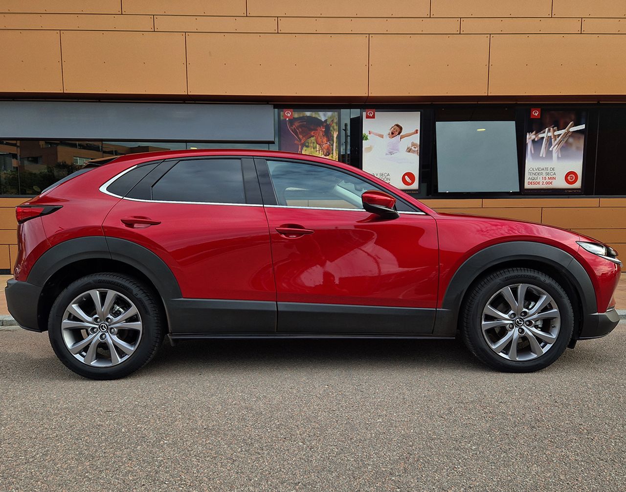 Foto Mazda CX-30 6