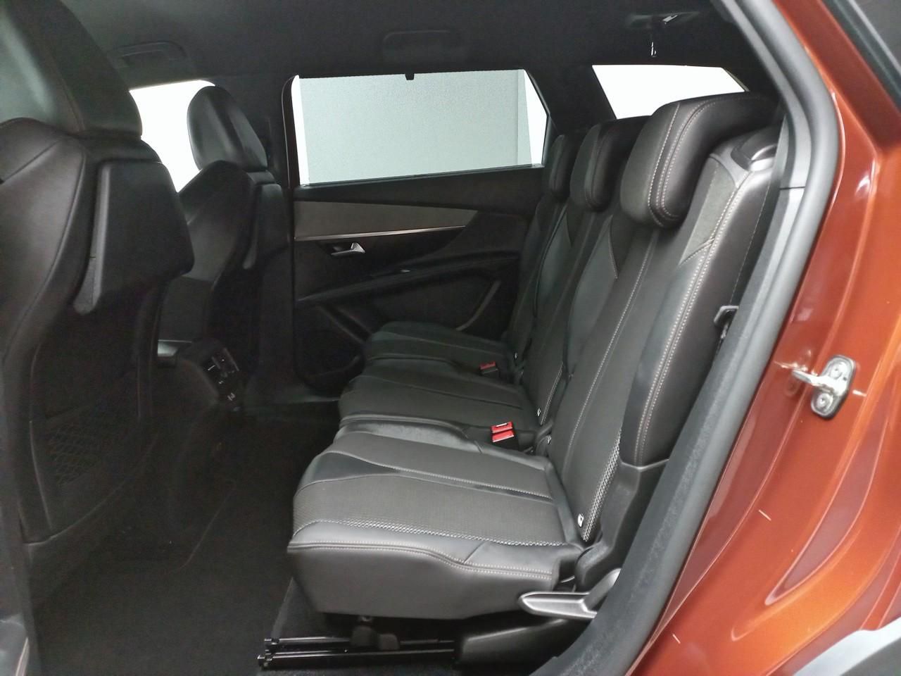 Foto Peugeot 5008 9