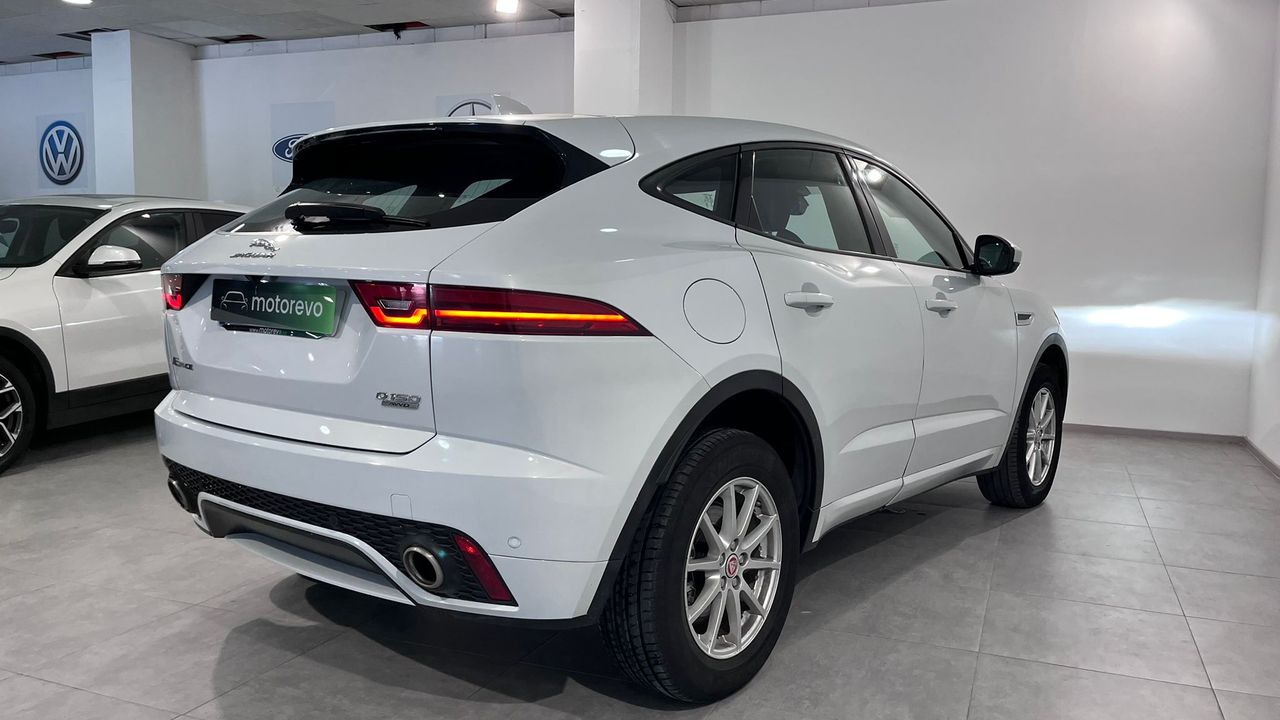 Foto Jaguar E-Pace 11