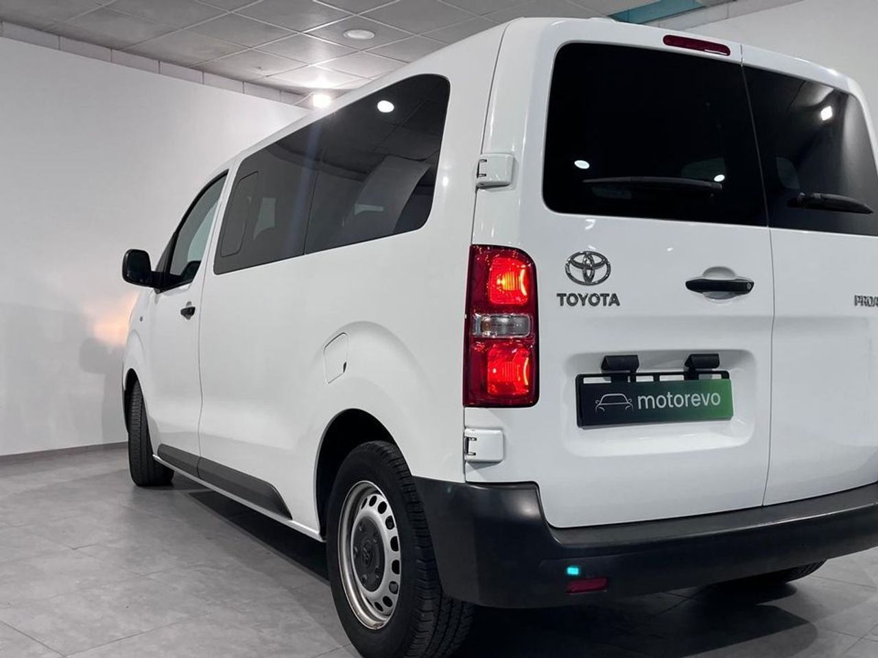 Foto Toyota Proace Verso 2