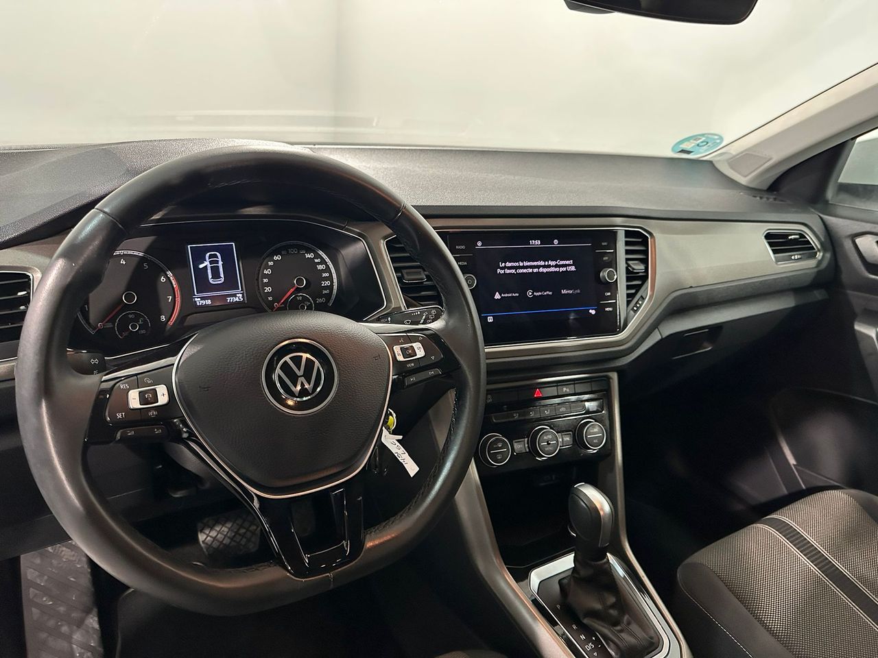 Foto Volkswagen T-Roc 10