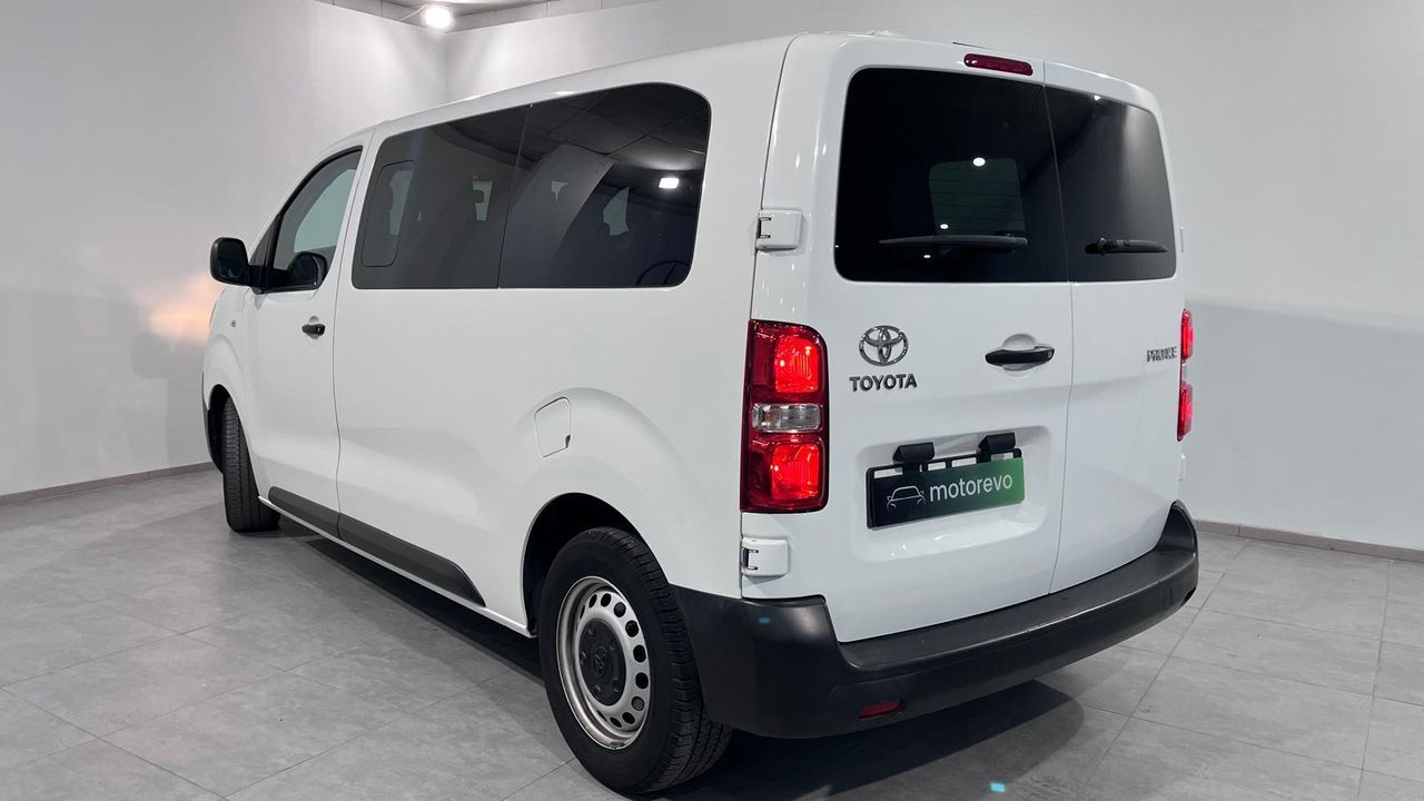 Foto Toyota Proace 9