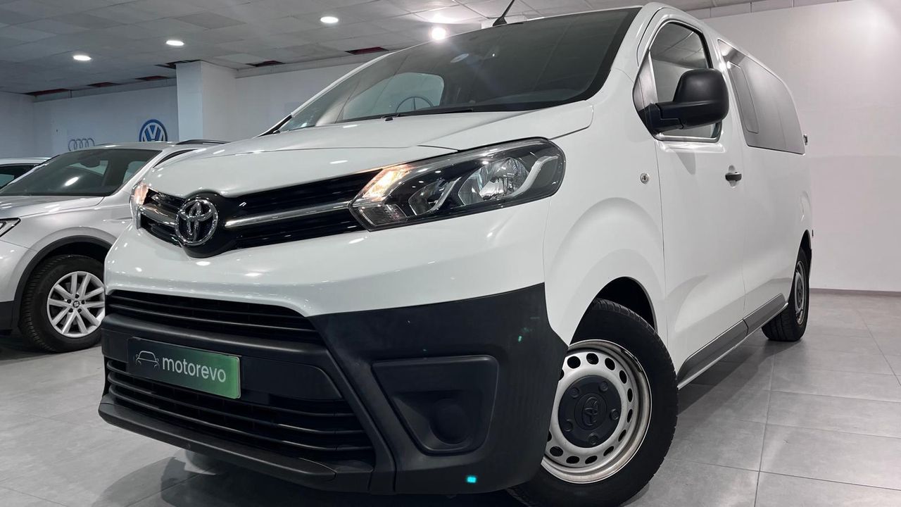 Foto Toyota Proace 12