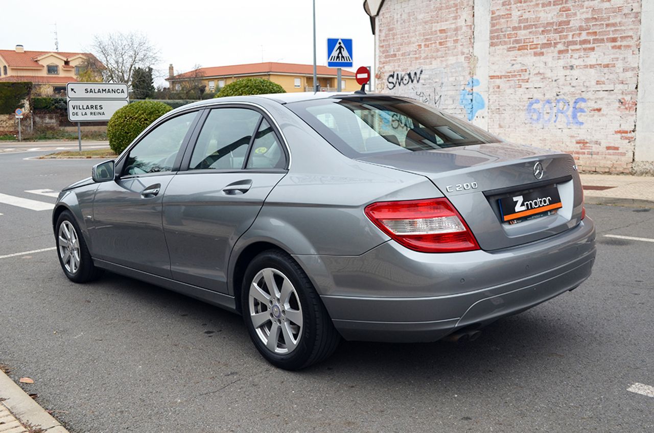 Foto Mercedes-Benz Clase C 2