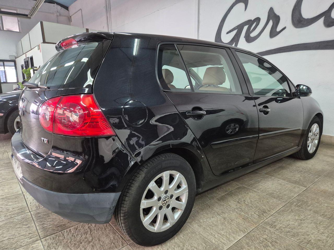 Foto Volkswagen Golf 17