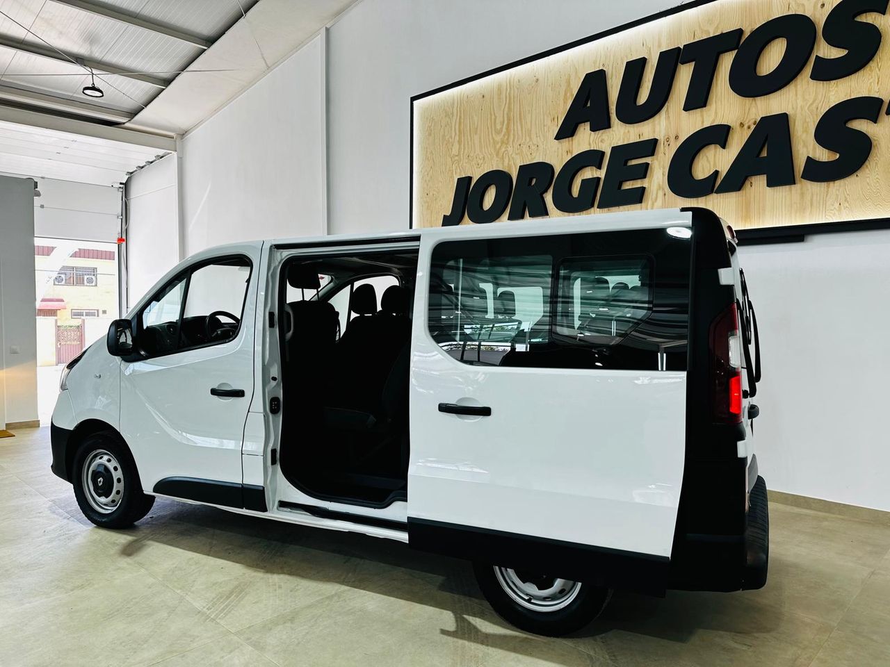 Foto Renault Trafic 16