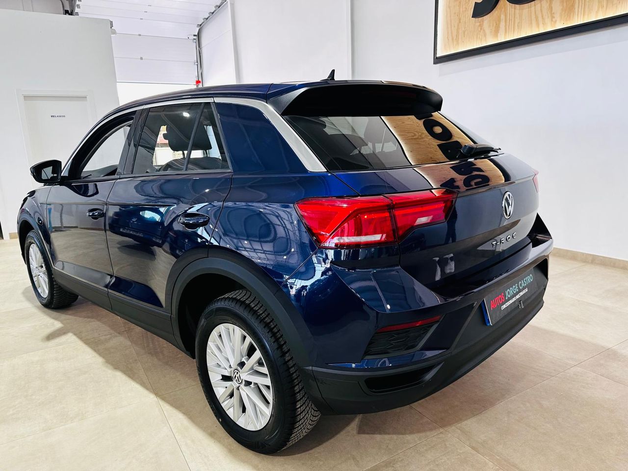 Foto Volkswagen T-Roc 3