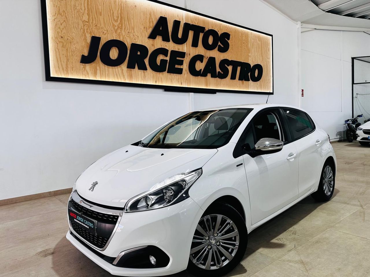 Foto Peugeot 208 1