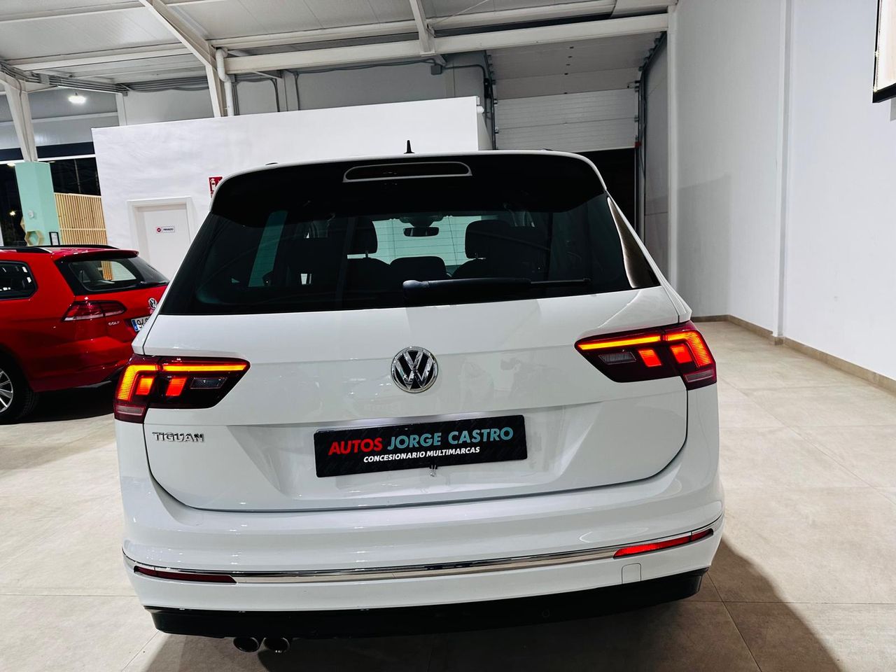 Foto Volkswagen Tiguan 16