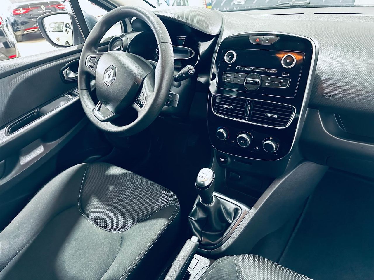 Foto Renault Clio 19