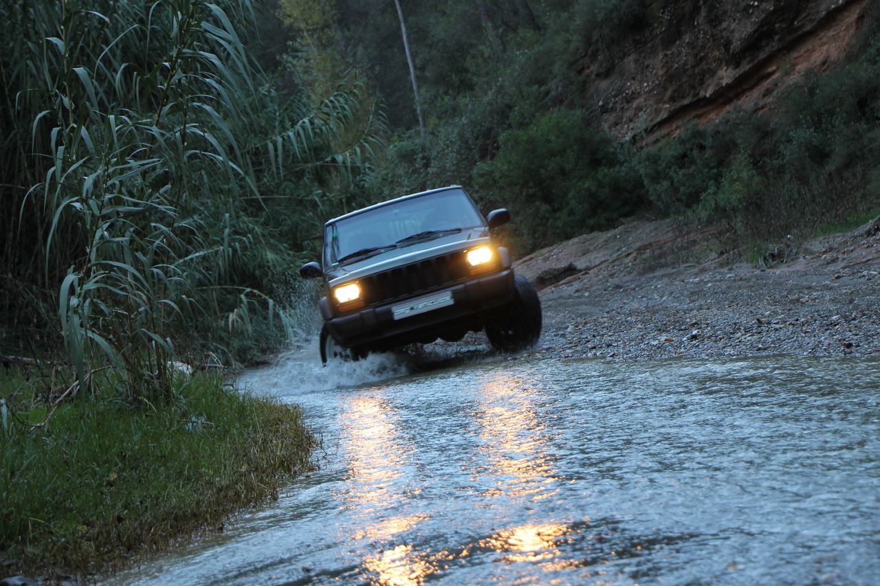 Foto Jeep Cherokee 57