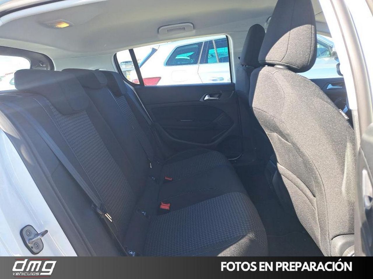 Foto Peugeot 308 5