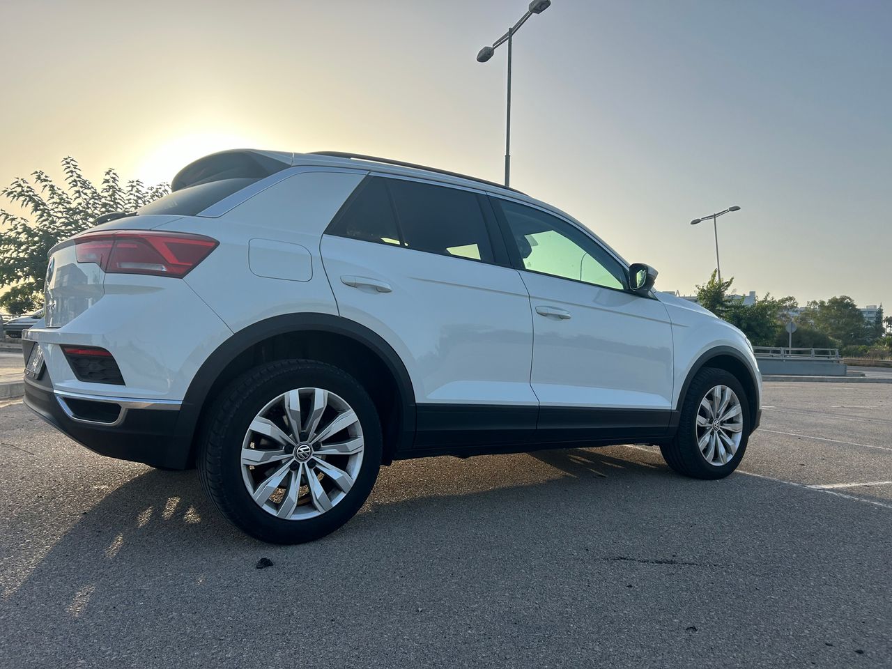 Foto Volkswagen T-Roc 3