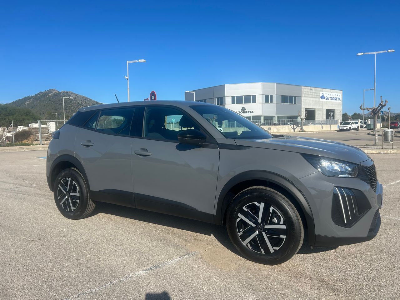 Foto Peugeot 2008 1