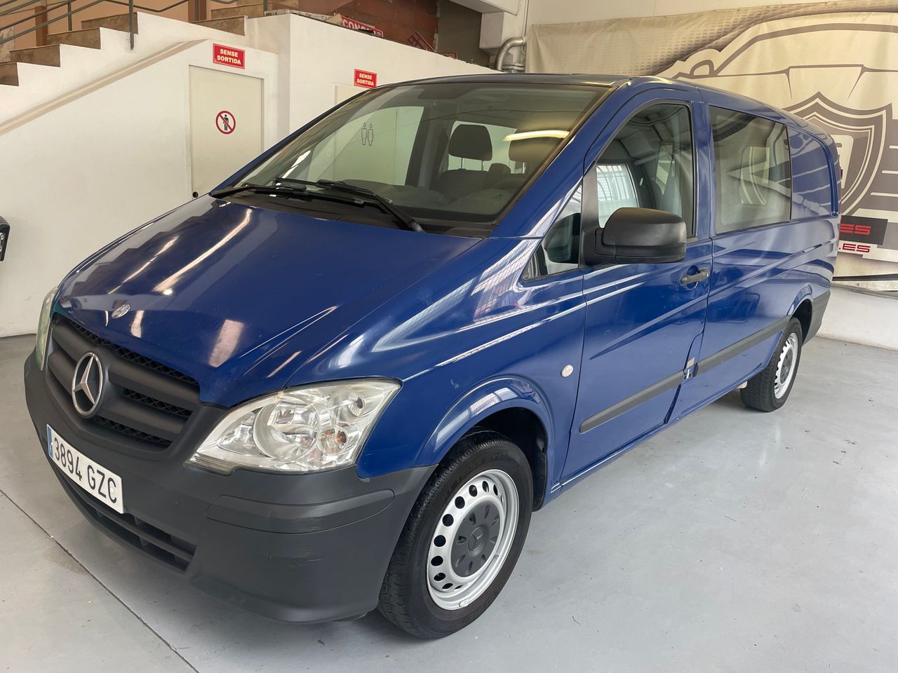 Foto Mercedes-Benz Vito 1